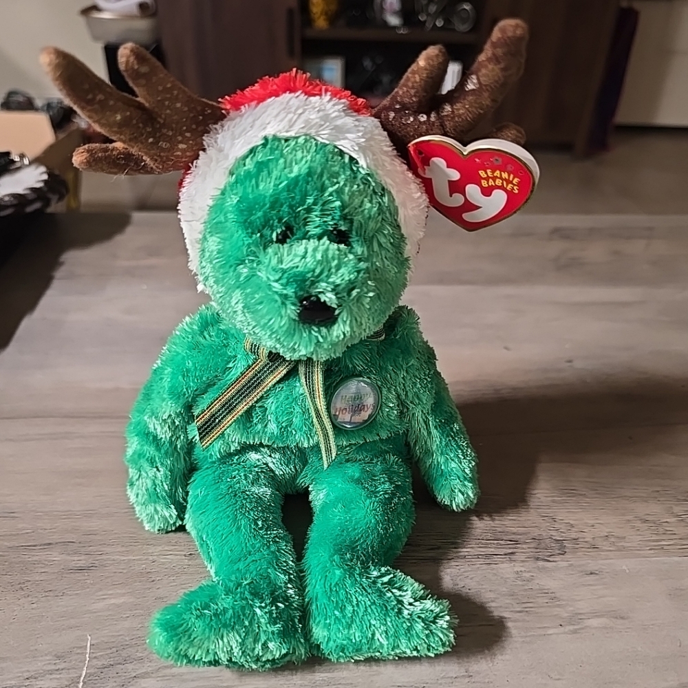 Ty Beanie Babies 2002 Holiday Bear